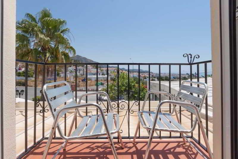 Hotel Al-Andalus Nerja Exterior foto